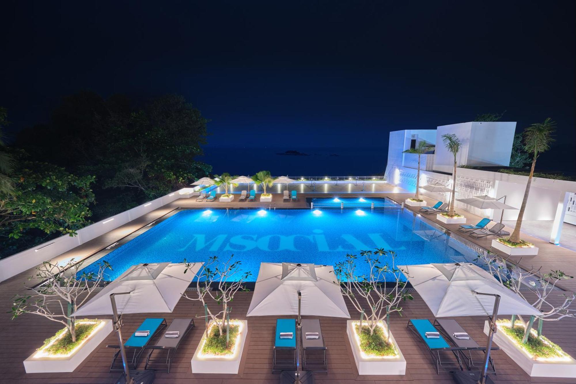 M Social Resort Penang Tanjung Bungah (Penang) Exterior foto